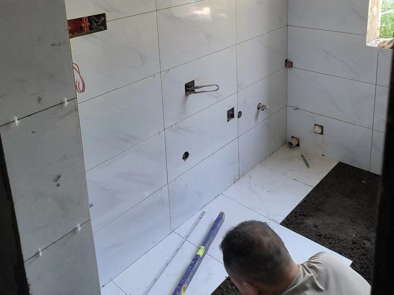 清水房瓷磚鋪貼后怎么驗(yàn)收？4個(gè)有收藏價(jià)值的墻地磚驗(yàn)收標(biāo)準(zhǔn)(圖3)