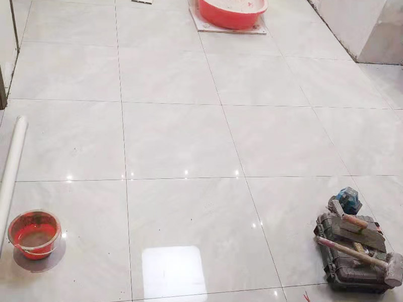 二手房地面翻新瓷磚美縫多少錢？地磚美縫裝飾步驟流程介紹(圖2)