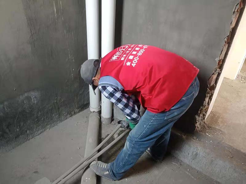 精裝房翻新衛(wèi)生間可以局部拆改嗎？拆除墻地磚要注意什么(圖3)