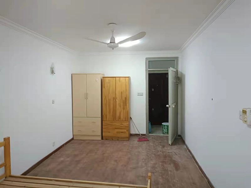 長方形客餐廳怎么改造比較好？快來，神宮天巧有客廳翻新妙招(圖2)