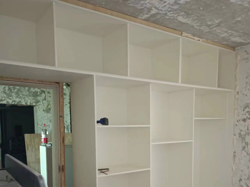 書房裝修定制書柜的避坑要點(diǎn)？尤其要當(dāng)心選材和選公司(圖3)