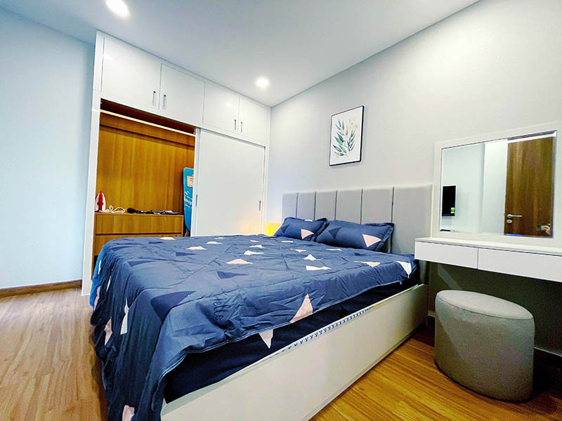 上海臥室安裝什么燈好？上海臥室安裝風(fēng)扇燈好不好？