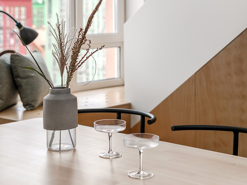 武漢現(xiàn)代簡約二手房翻新案例_武漢90平米房子裝修設(shè)計方案(圖2) 武漢現(xiàn)代簡約二手房翻新案例_武漢90平米房子裝修設(shè)計方案(圖2)