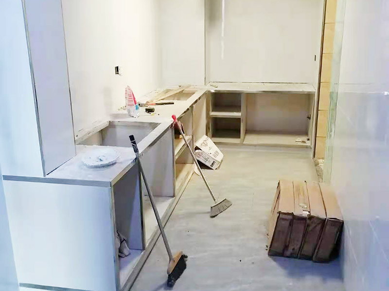 廚房櫥柜柜門一般用什么材質(zhì)的？廚房舊櫥柜換新櫥柜容易更換嗎(圖6)