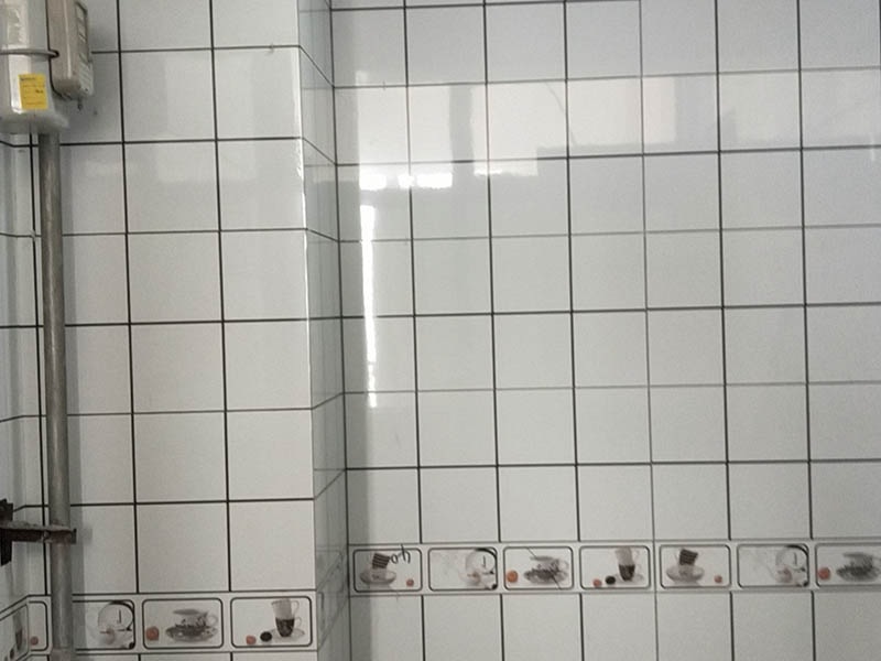 墻面瓷磚局部脫落如何翻新(圖5) 墻面瓷磚局部脫落如何翻新(圖5)