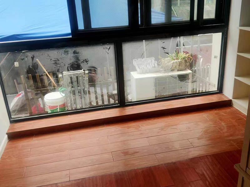 封閉陽(yáng)臺(tái)墻面貼磚還是刷漆，各自有什么優(yōu)缺點(diǎn)？(圖3)