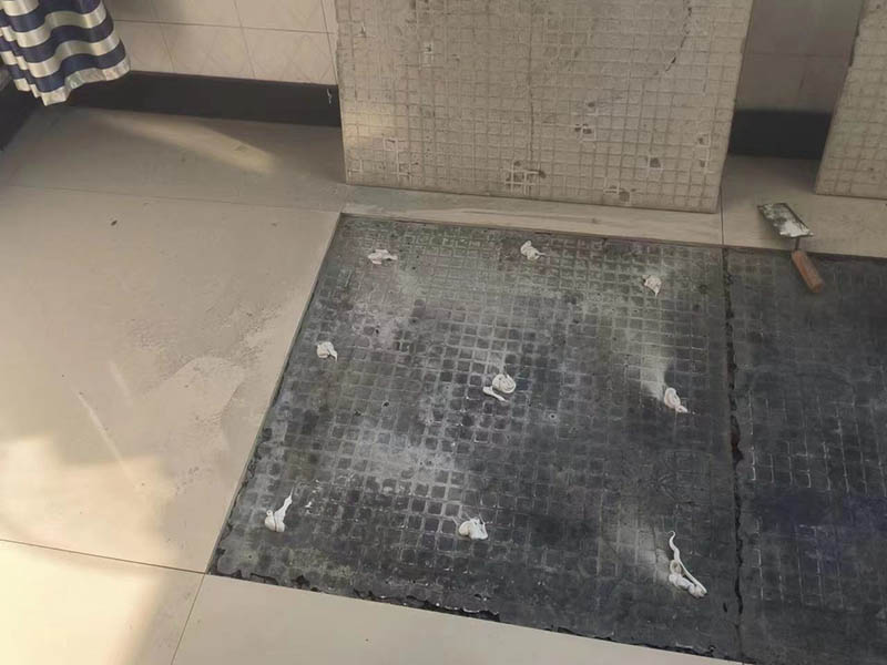 陽(yáng)臺(tái)瓷磚翻新重裝多少錢(qián)？(圖5)