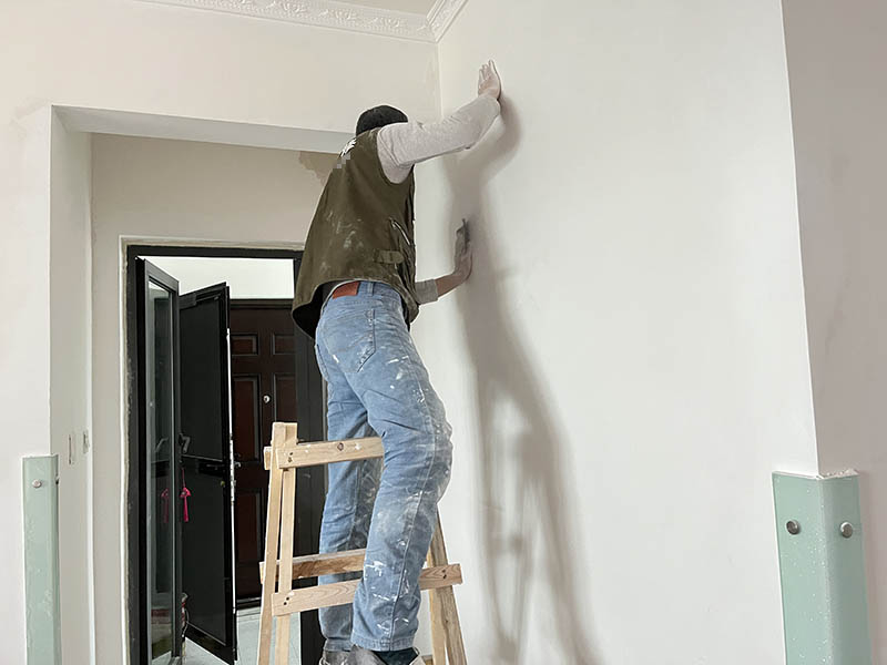 客廳墻面翻新刮膩子和吊頂哪個先做？(圖4)