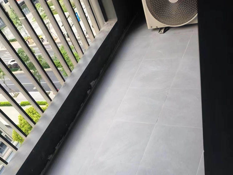 陽臺一般用什么顏色的瓷磚(圖2) 陽臺一般用什么顏色的瓷磚(圖2)