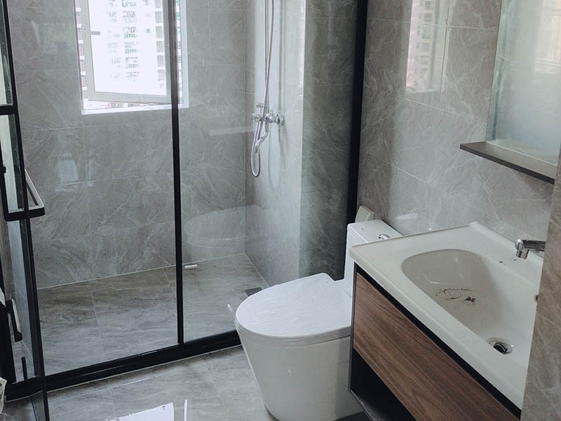 重新裝修衛(wèi)生間需要多少錢(qián)(圖1) 重新裝修衛(wèi)生間需要多少錢(qián)(圖1)