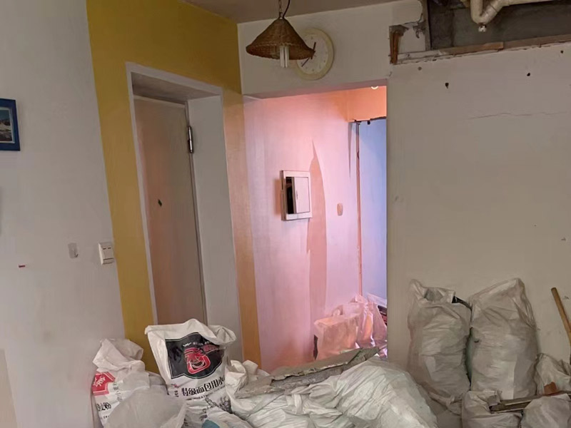 乳膠漆墻面臟了能再次刷乳膠漆嗎(圖1) 乳膠漆墻面臟了能再次刷乳膠漆嗎(圖1)