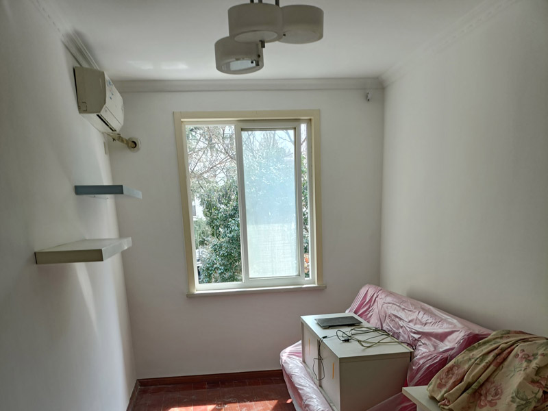 臥室地面返潮怎么處理(圖2) 臥室地面返潮怎么處理(圖2)