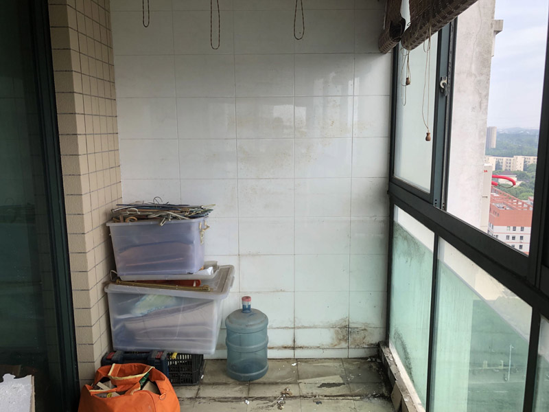 舊房改造地面拆除和直接貼磚哪個(gè)更省錢(qián)(圖2) 舊房改造地面拆除和直接貼磚哪個(gè)更省錢(qián)(圖2)