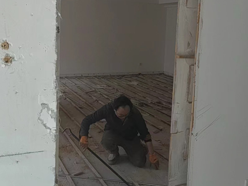 為什么刷墻面漆有一塊深一塊淺