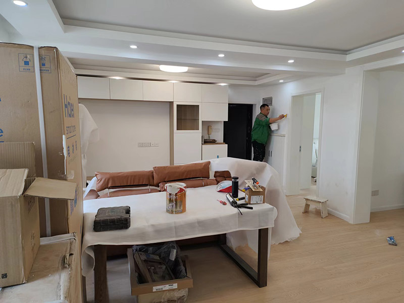精裝房墻面翻新注意事項(xiàng)：開(kāi)發(fā)商原墻皮必須鏟除嗎？(圖1)